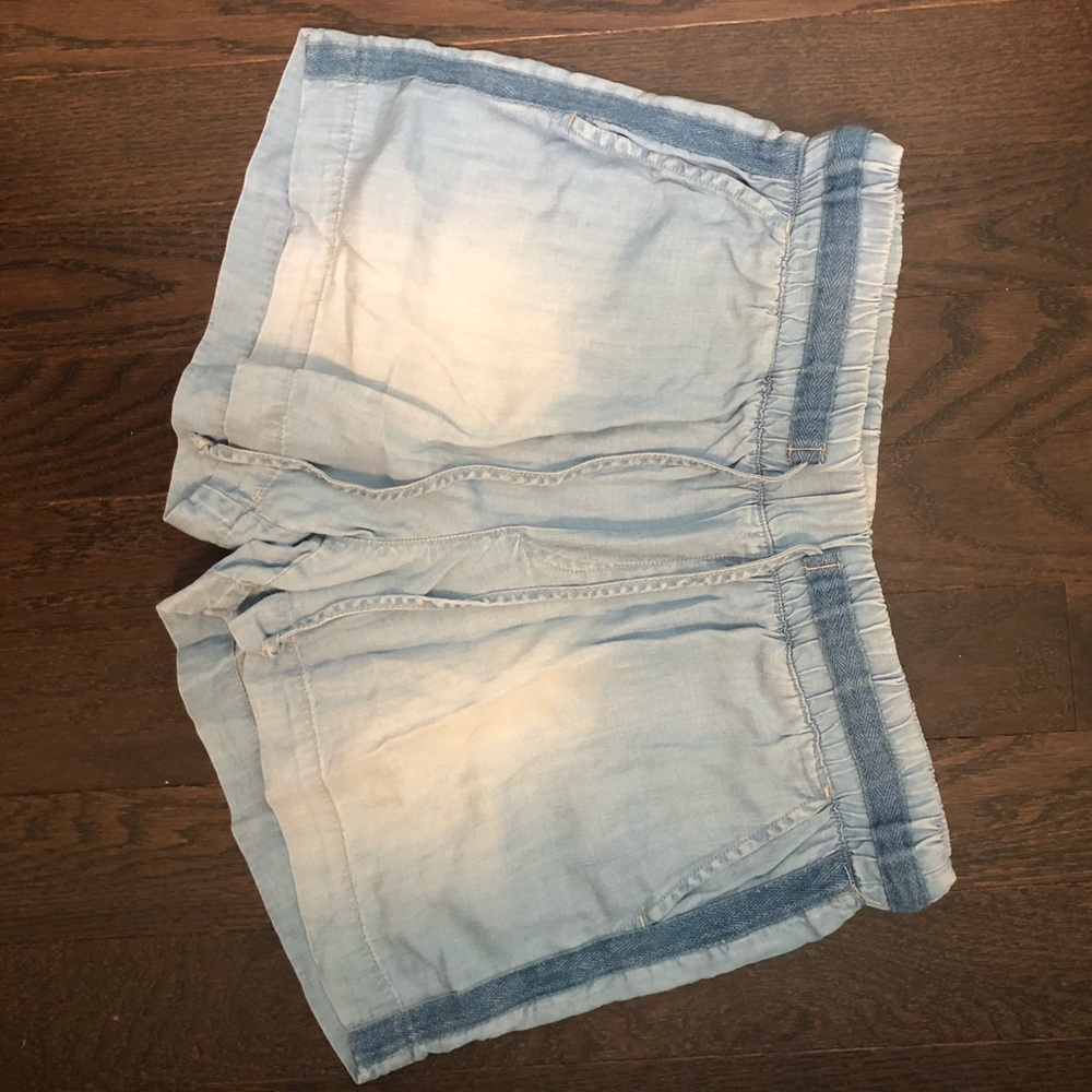 Clothes and stone chambray shorts